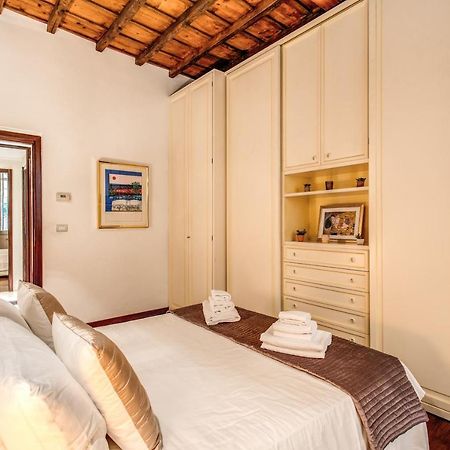 Appartamento Fresh House Cavour Roma Esterno foto